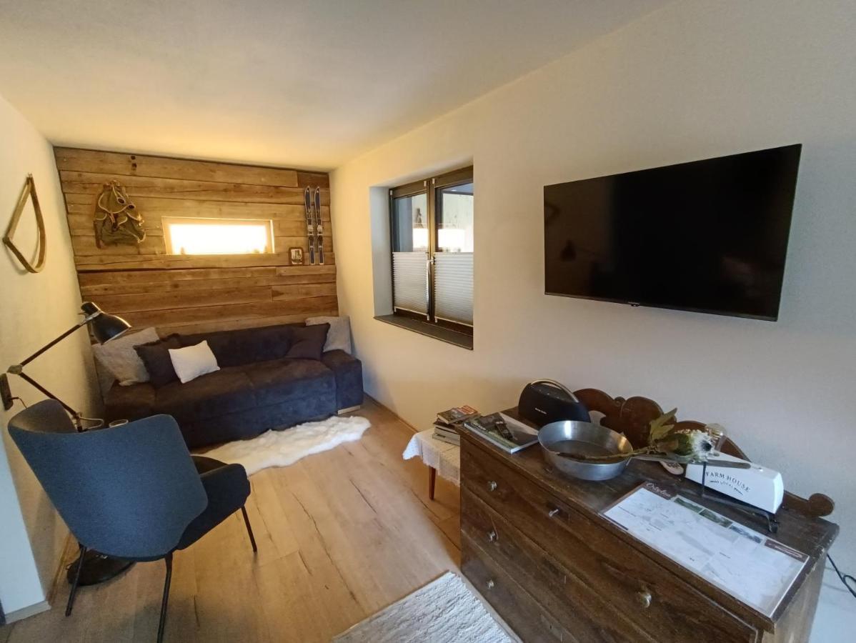 ラウリスAlpartment 38アパートメント エクステリア 写真